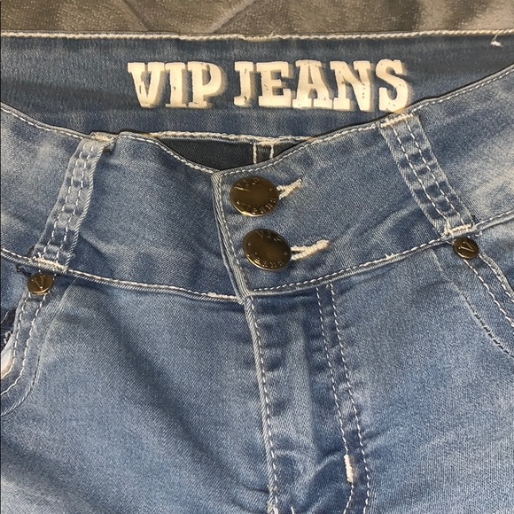 Jeans !! - Picture 2 of 2